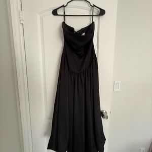 Club London BLACK SATIN BANDEAU MIDI DRESS